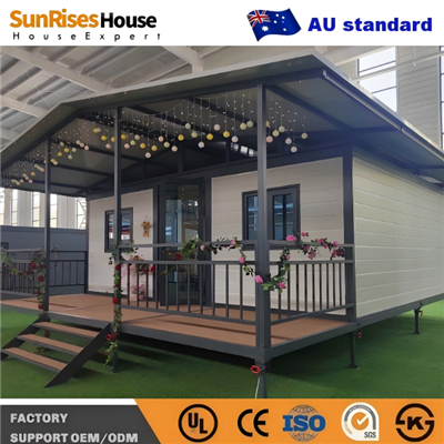 Expandable Tiny House With Balcony